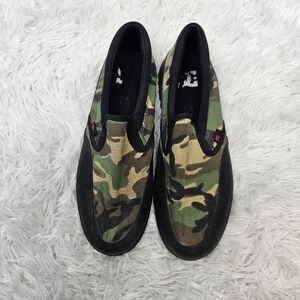 DC Unisex-Child Infinite Slip-on Skate Shoe